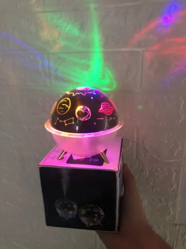 Umidificador luminoso