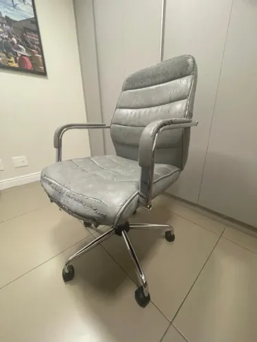 Cadeira de escritório 