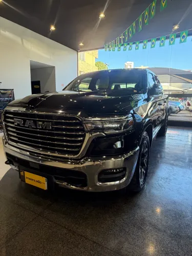Ram 1500 Laramie 3.0 CD Bi-TB 4X4 Aut. 2025