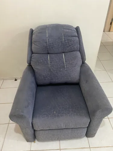 Poltrona reclinável 