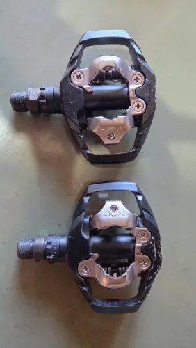 Pedal Clio Shimano M530
