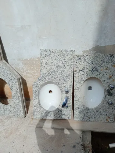 Bancadas de granito de vários tamanhos