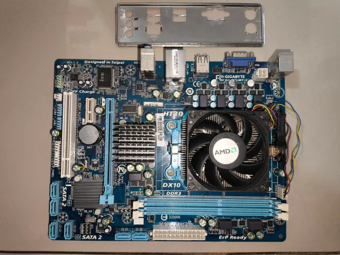 Placa mãe AM3/AM3+ Gigabyte GA-78LMT-S2 + Sempron 130