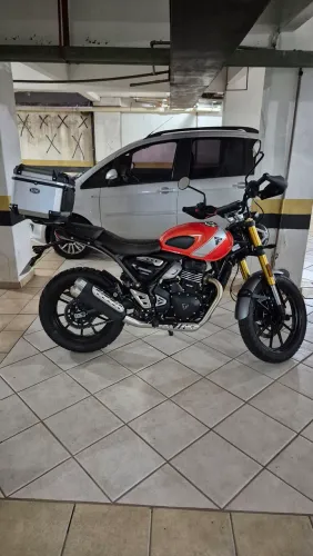Triumph 400x 2026 bem abaixo da fipe