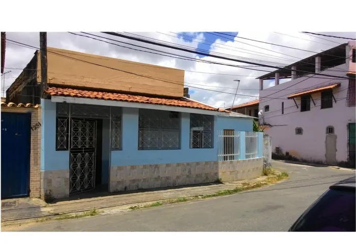 Ponto Comercial para Venda em Lauro de Freitas, Portão, 1 dormitório, 2 banheiros