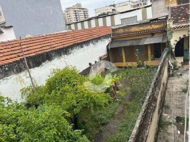 Terreno à venda, 234 m² por R$ 750.000,00 - Centro - Niterói/RJ