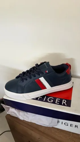 Tênis Tommy Hilfiger Novo Nunca Usado - Tam. 40
