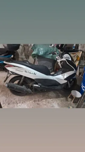 Moto em ótima condições de uso