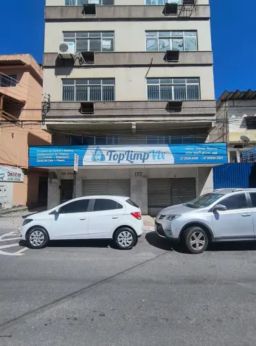 Alugo lojao na Ilha de Santa Maria