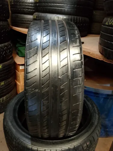 Pneu 205/45R17
