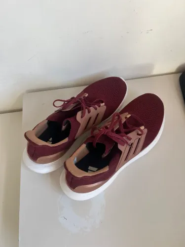 Tenis adidas original 