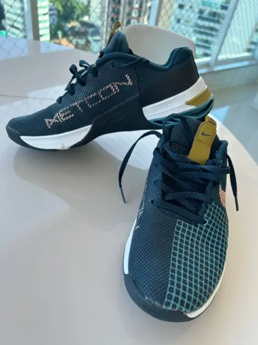 Tênis Nike Metcon 8 TAM. 39 Pouquíssimo Usado