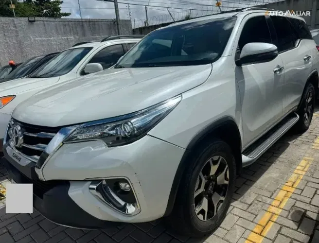 Toyota Hilux SW4 SRX Diamo. 4X4 2.8 TB DIE AUT 2020
