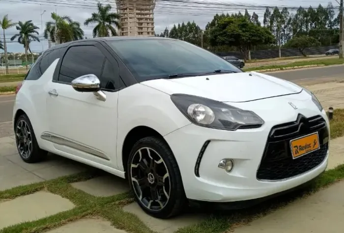 Citroen DS3 1.6 Turbo 16V 3P Mec. 2013