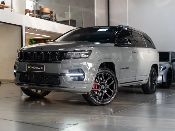 Jeep Commander Black Hurricane 2.0 4X4 TB AUT 2025