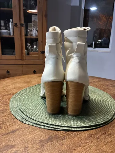 Bota