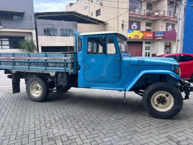 Toyota Band.Picape Chassi Longo Diesel 1985