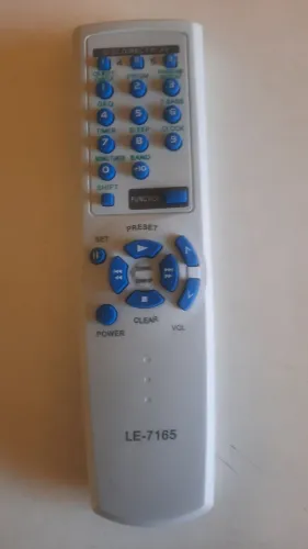 Controle para som AIWA. 