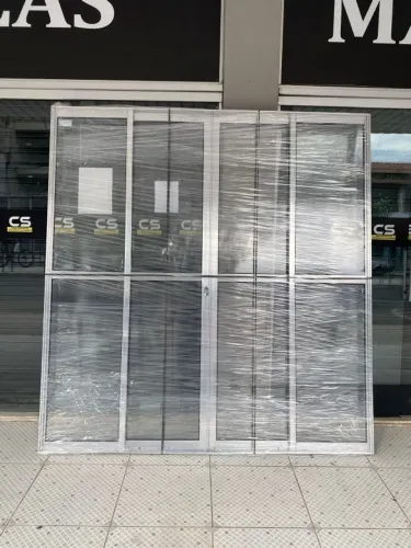 PORTA DE VIDRO DE CORRER 4F 2.10X2.00 - NÃO PERCA ESSA OPORTUNIDADE