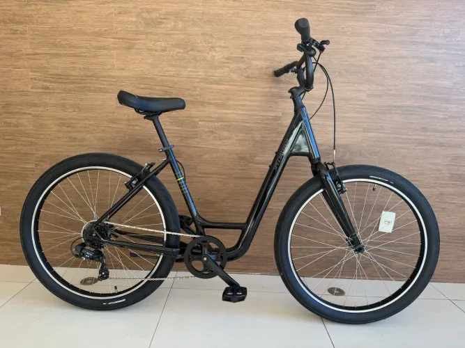 SPECIALIZED ROLL LOW ENTRY ARO 27.5 TAMANHO L