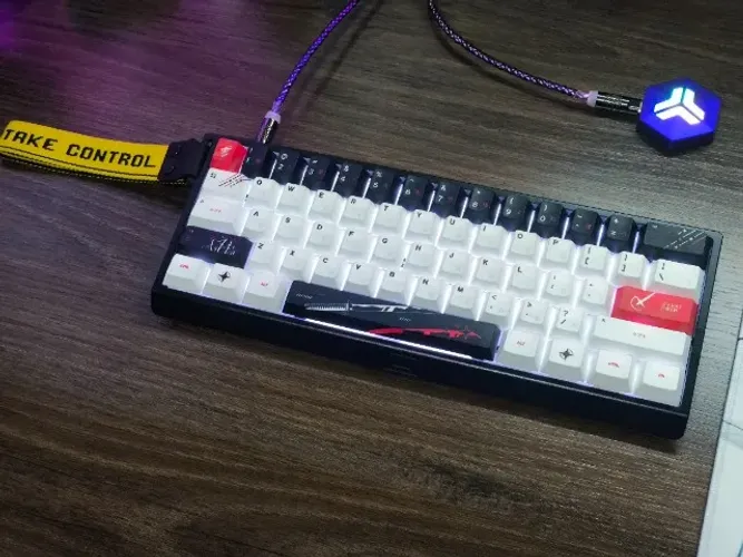 Teclado Magnético Wooting 60he+ c/ keycaps custom