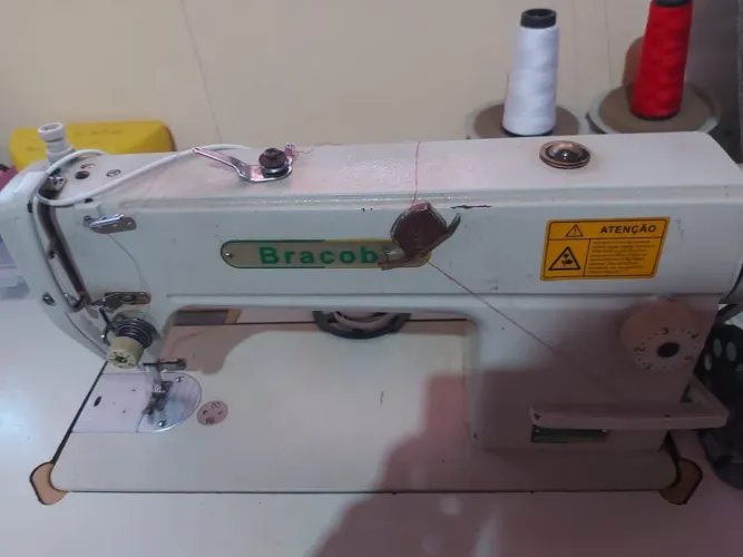 Máquina de costurar