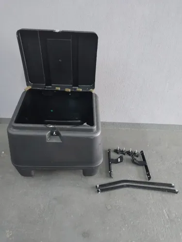 Baú Pro Tork Forteck 80L para entregas de moto