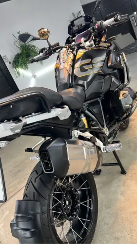 GS1250 premium exclusive