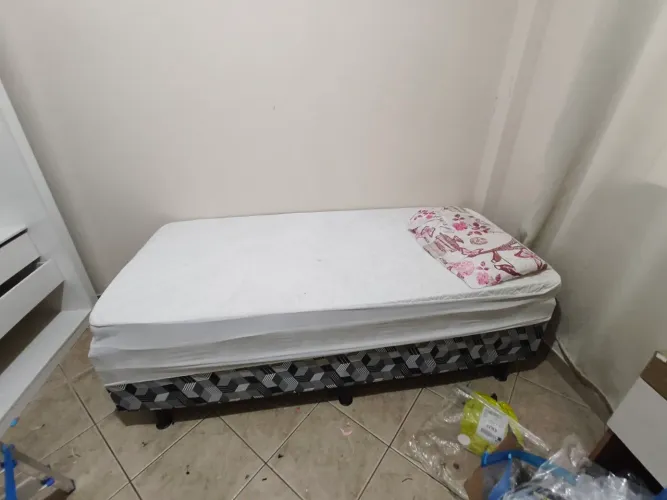 Cama de solteiro 