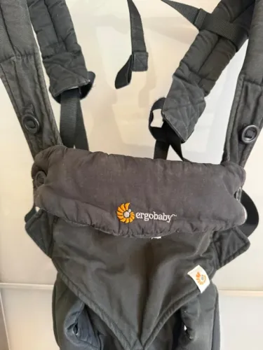 Canguru Ergonômico Ergobaby 360 Original Pure Black - 4 Posições