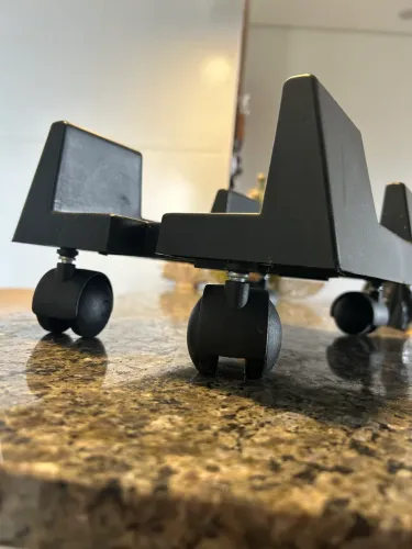 suporte para cpu gabinete ajustavel rodinhas