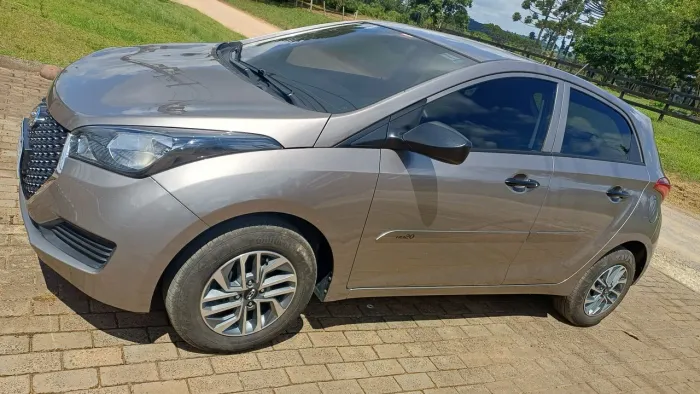 Hyundai HB20 Unique 1.0 Flex 12V Mec. 2019