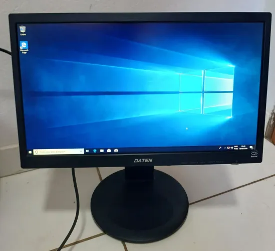 Monitor 20 polegadas CPUs DVRs