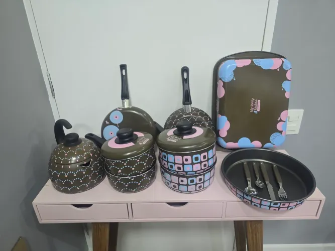 Jogo de Panelas Tramontina My Lovely Kitchen Decorado / Completo