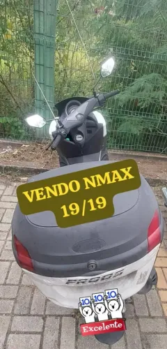 Nmax 160 branca 