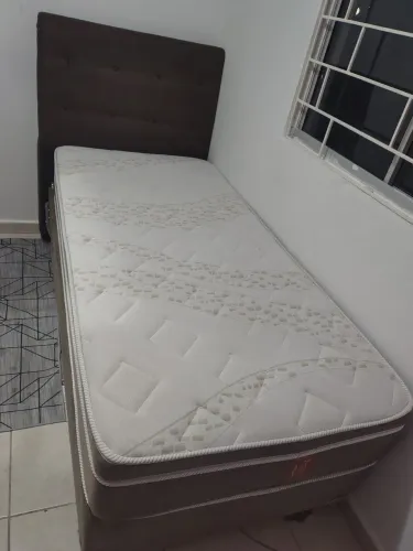 Cama de solteiro