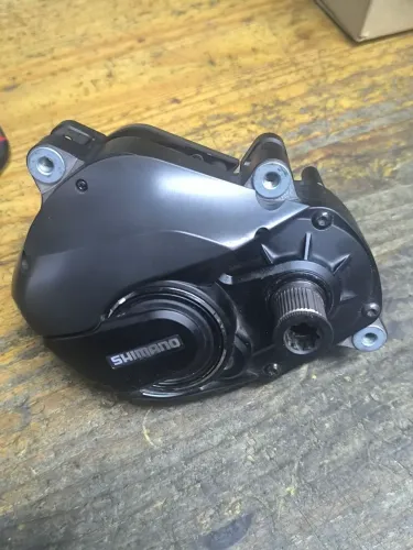 Motor Shimano e bike m8000 liberado 32km hora com. 1.435km apenas 