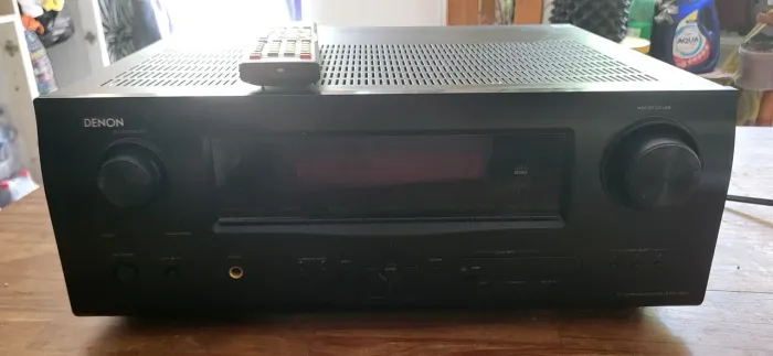 Reciver Denon AVR1610 praticamente novo com controle 