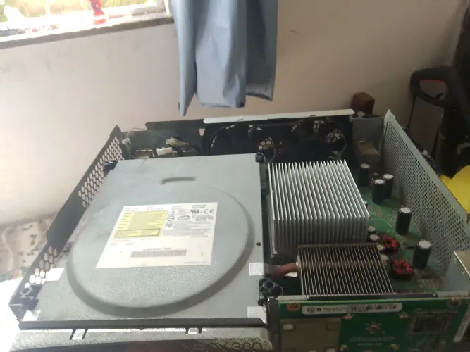Placa-mãe de Xbox 360 fat primeira edição para retirada de peças ou conserto