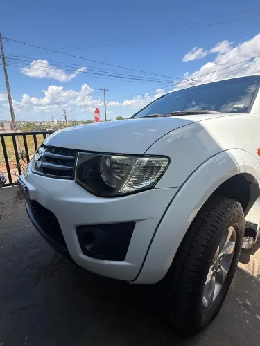 Mitsubishi Pajero Dakar 3.2 4X4 T.i. Dies. 5P Mec. 2014