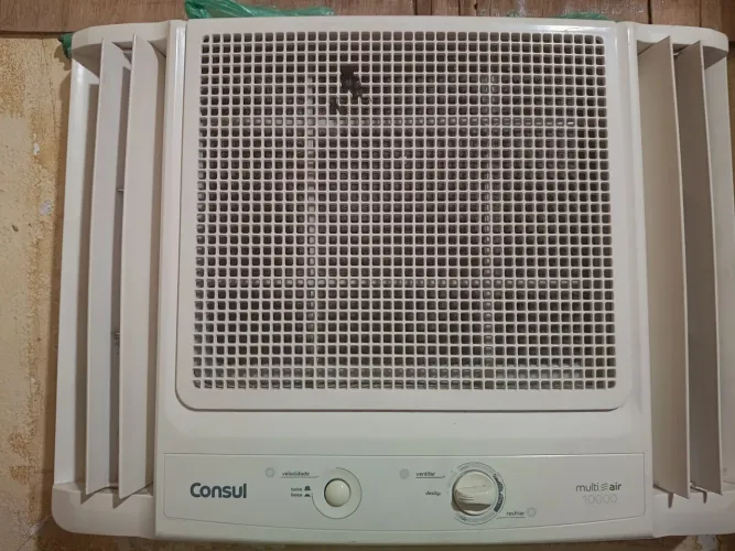Ar condicionado Consul 10.000 BTUs.