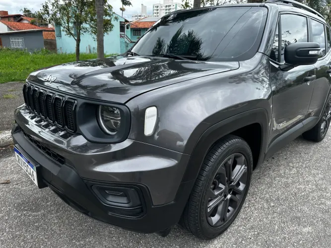 Jeep Renegade Sport T270 1.3 TB 4X2 Flex Aut. 2023