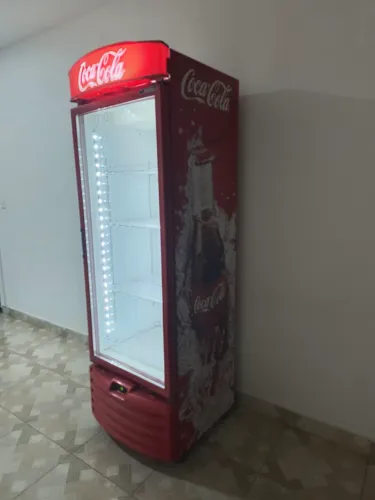 Vende - se uma geladeira consevadissima