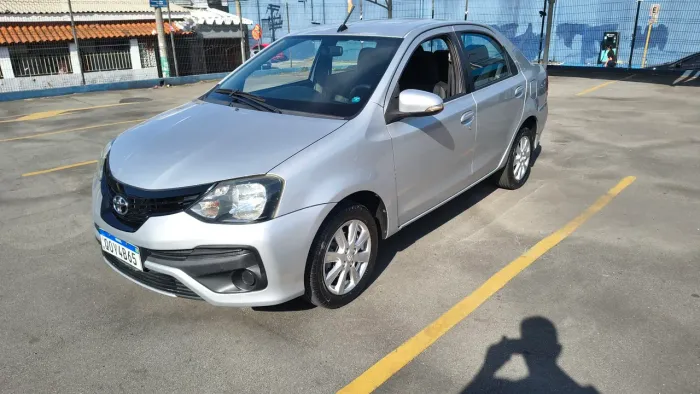 Toyota Etios X Plus Sedan 1.5 Flex 16V 4P Mec. 2019
