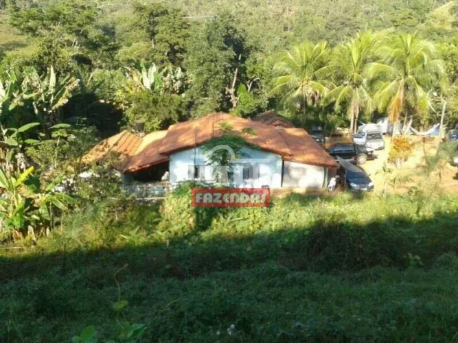 Fazenda de 53,5 alqueires (259 hectares) em Uruaçu GO