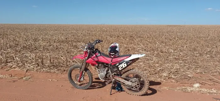 Vendo Moto CRF 230 ano 2014 - toda revisada,