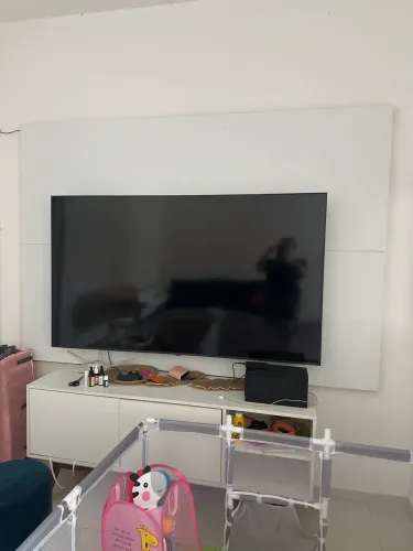 Painel MDF BRANCO para TV 70 e 80 Polegadas