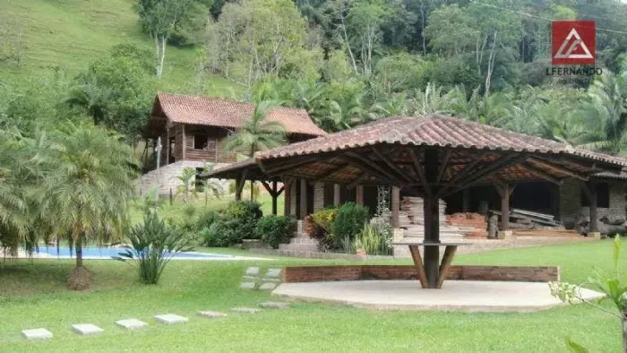 Sítio com 6 suítes à venda, 244708 m² por R$ 3.500.000 - Progresso - Blumenau/SC