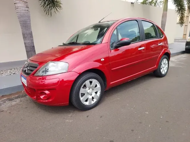 Citroen C3 GLX 1.4/ GLX Sonora 1.4 Flex 8V 5P 2012