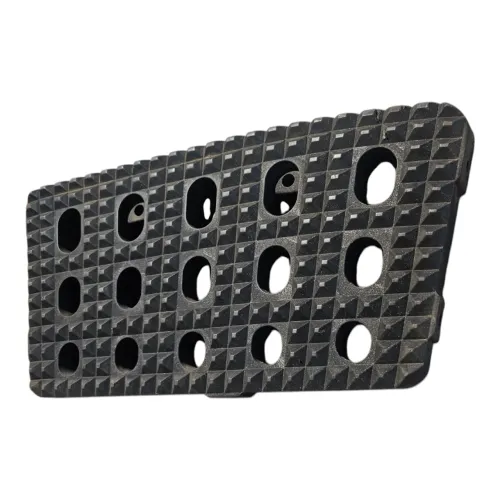 Estribo Direito Cabine Original Iveco tector 240e22 2014